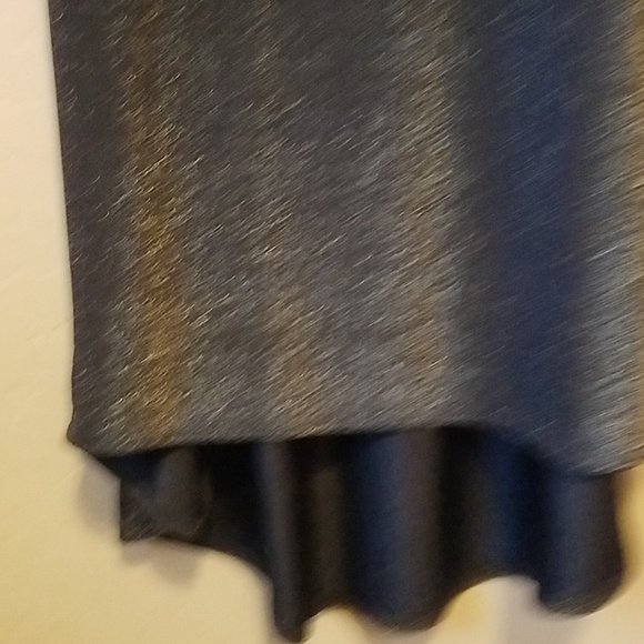 City Triangles beautiful evening gown - Picture 3 of 7